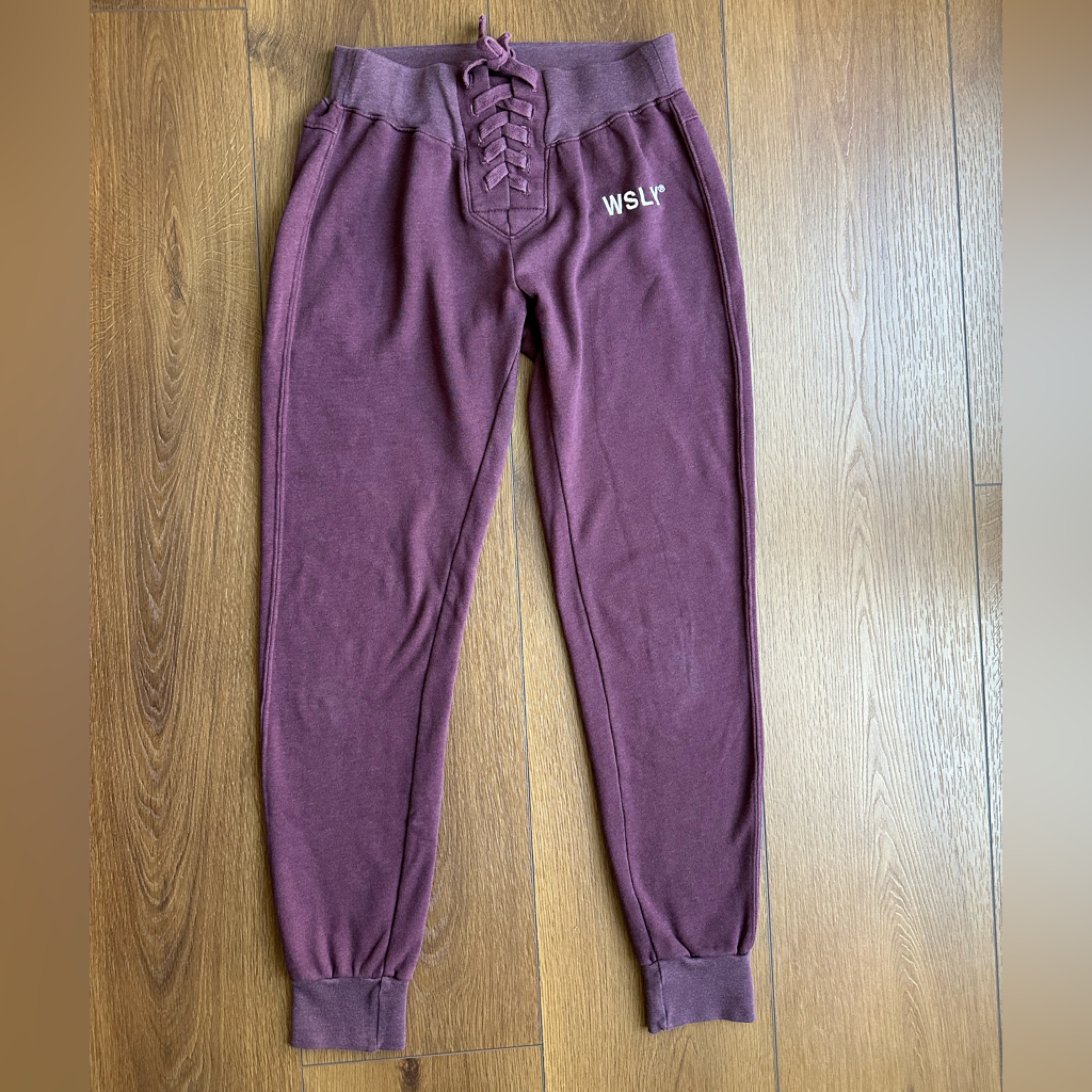 Wsly Plum Lace-Up Joggers/Sweatpants